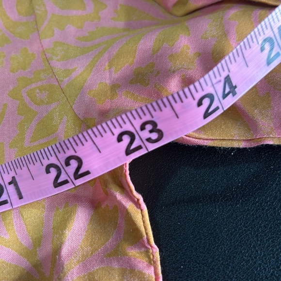 Prana Iguala short sleeve,button down, chest pocket, floral print - Picture 9 of 9